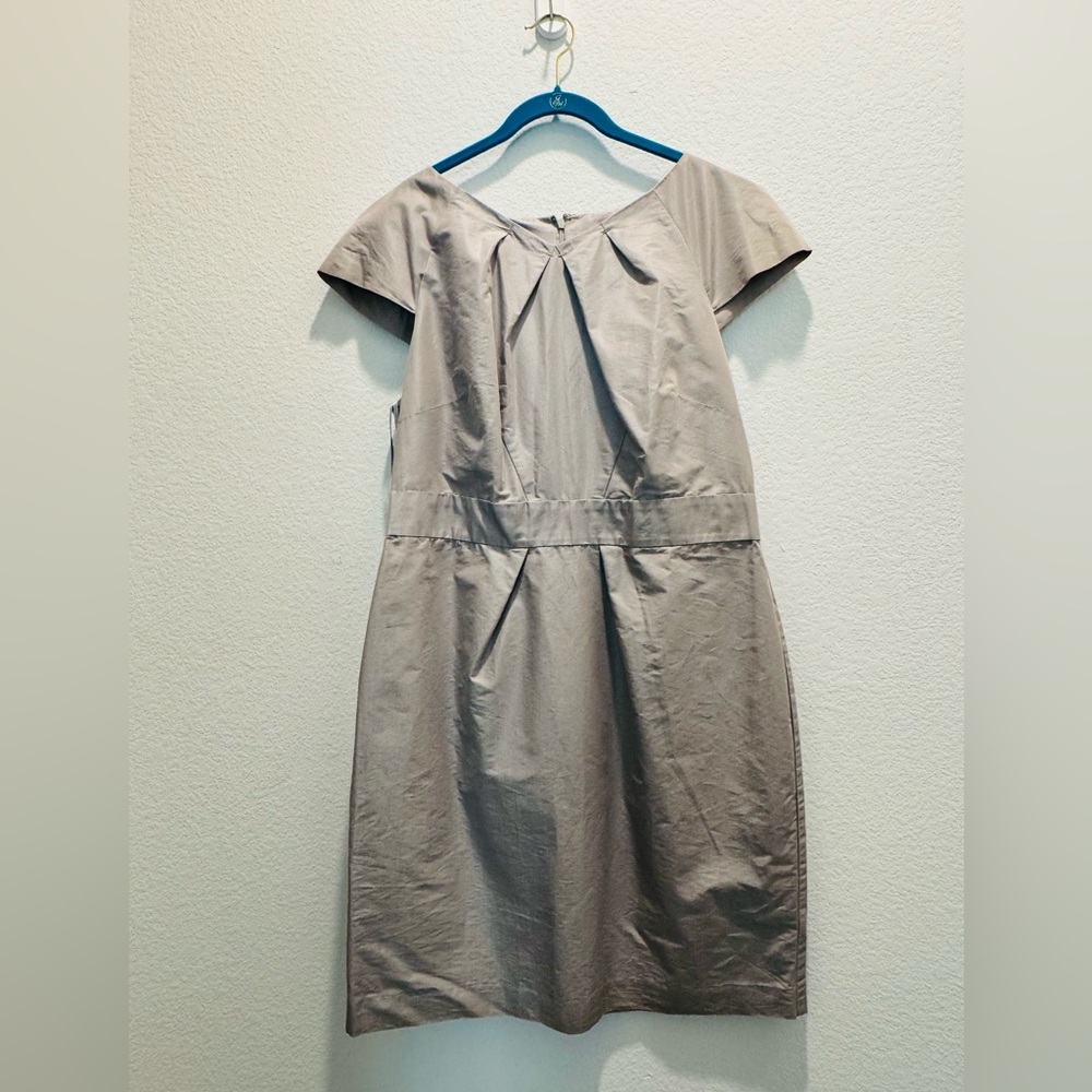 Elegant Gray Cap Sleeve Dress - Picture 2 of 6